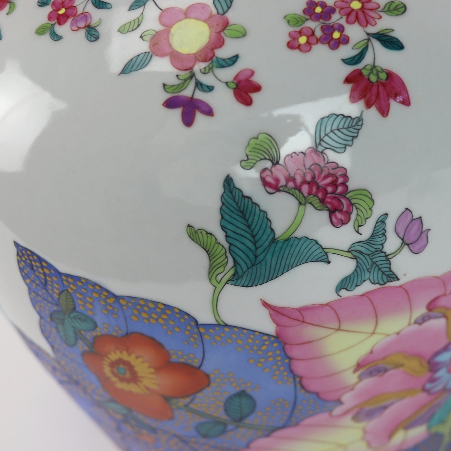 Tobacco Leaf Planter Pot Porcelain