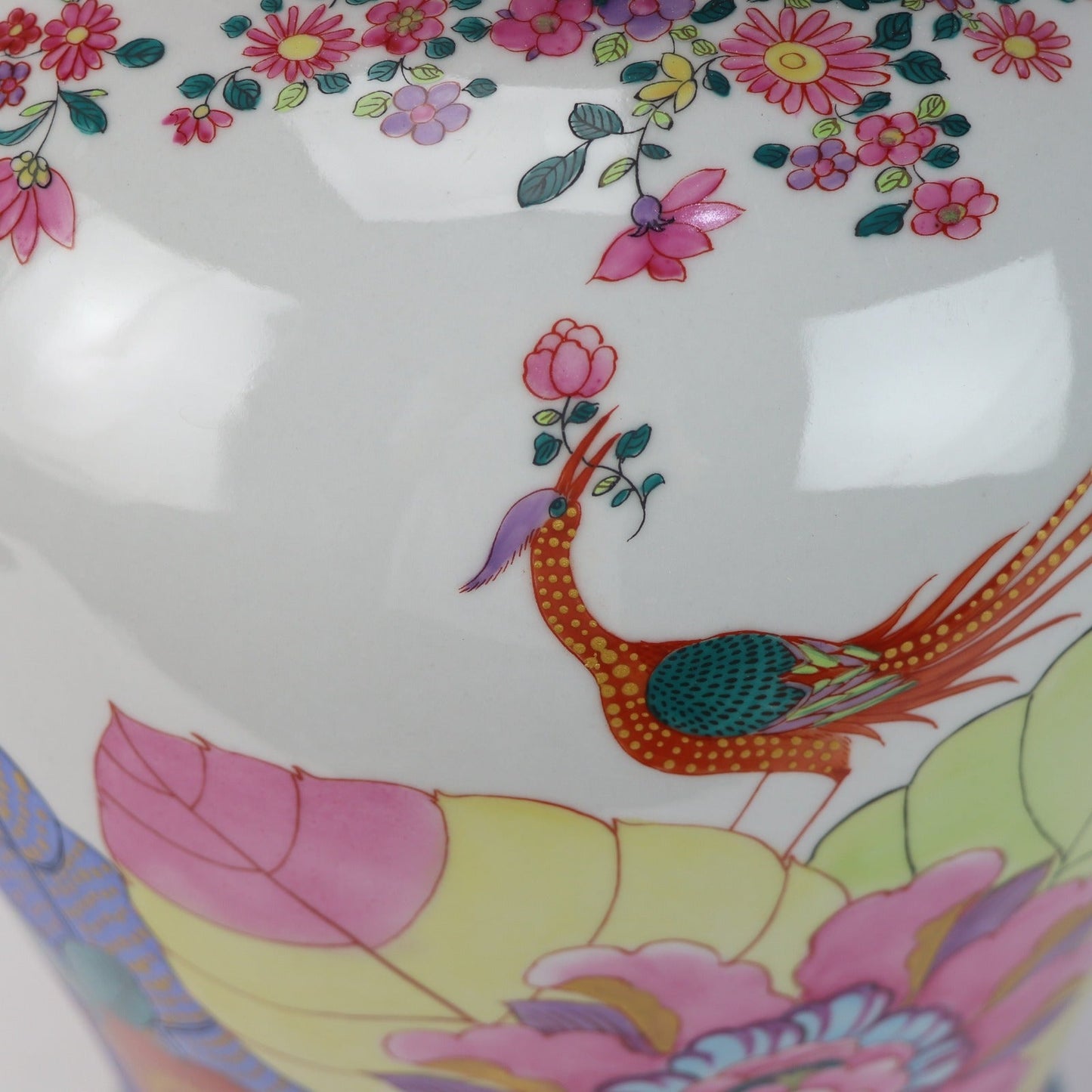 Tobacco Leaf Ginger Jar Porcelain