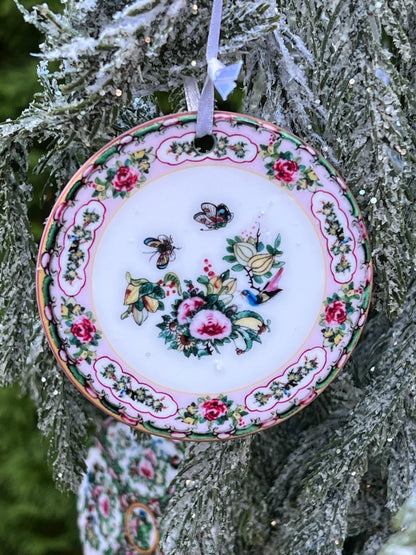 Famille Rose Porcelain Ornament Set – Chinoiserie Holiday
