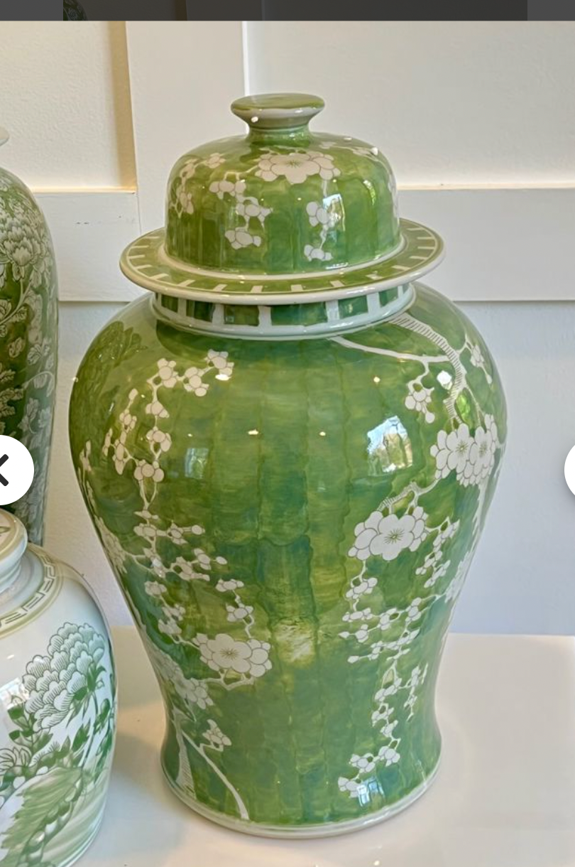 Large Green & White Porcelain Lidded Ginger Jar Urn –