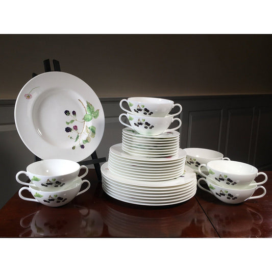 Villeroy and Boch Dinner Set Wildberries Collection 32